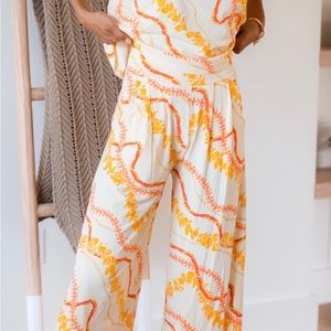 Fighting Eel Pant Etra Vanilla flower Lei